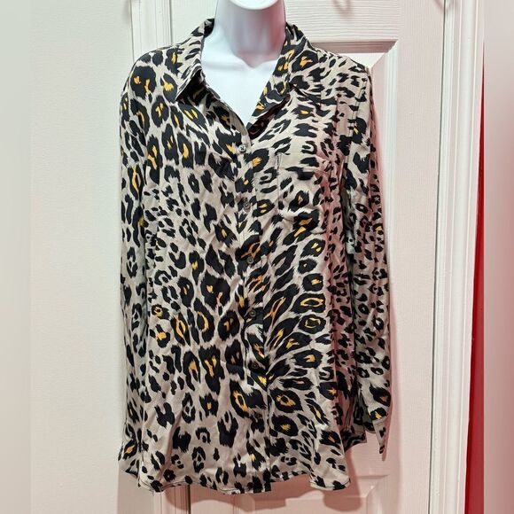 EQUIPMENT Femme animal print leopard silk shirt top blouse size L - Picture 1 of 10